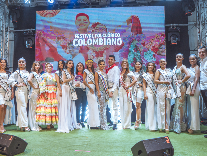 embajadoras encuentro nacional del folclor