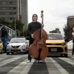 Foto del anuncio de la llegada de la música colombiana en la ciudad